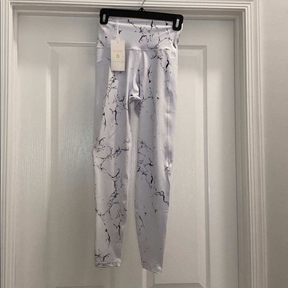 $ Buff Bunny collection leggings brand new w/ tags